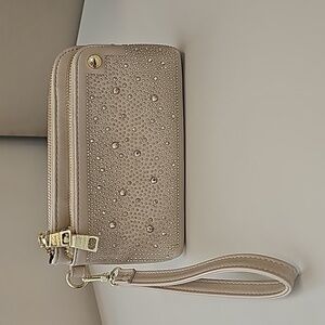 Steve Madden Wristlet